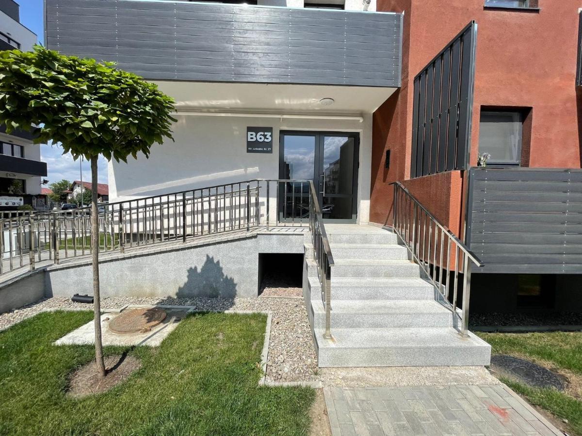 Montsee Brasov Apartment Bagian luar foto