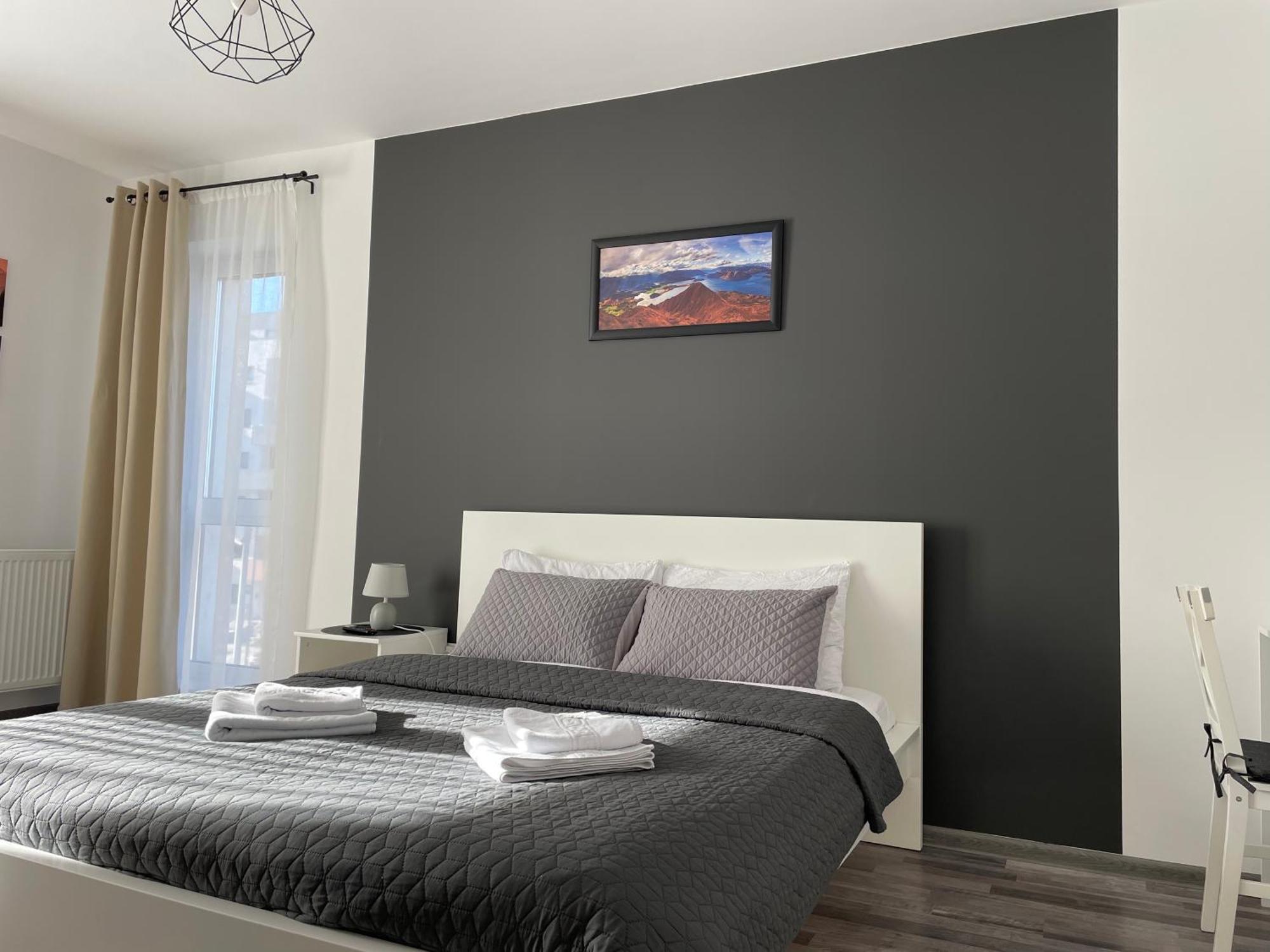 Montsee Brasov Apartment Bagian luar foto