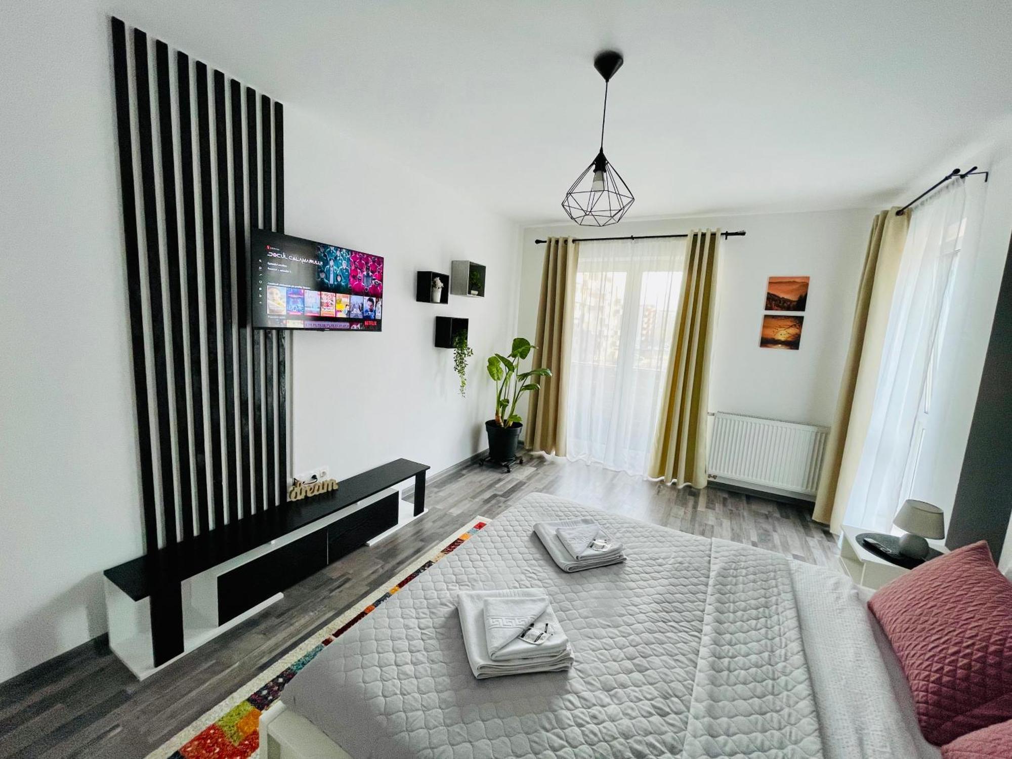 Montsee Brasov Apartment Bagian luar foto